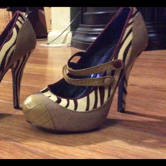 Women’s Bed Of Roses Funky Zebra High Heels Size 9 - Picture 5 of 6